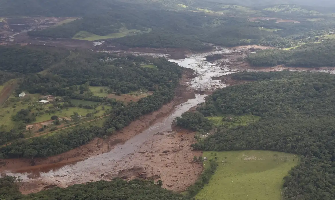 Pelo estudo da Fiocruz, em Aranha, todas as 78 crianças que tiveram amostras de urina coletadas apresentaram a presença de arsênio na urina. Destas, 73 tinham chumbo, 63 manganês, 45 mercúrio e 19 cádmio.
