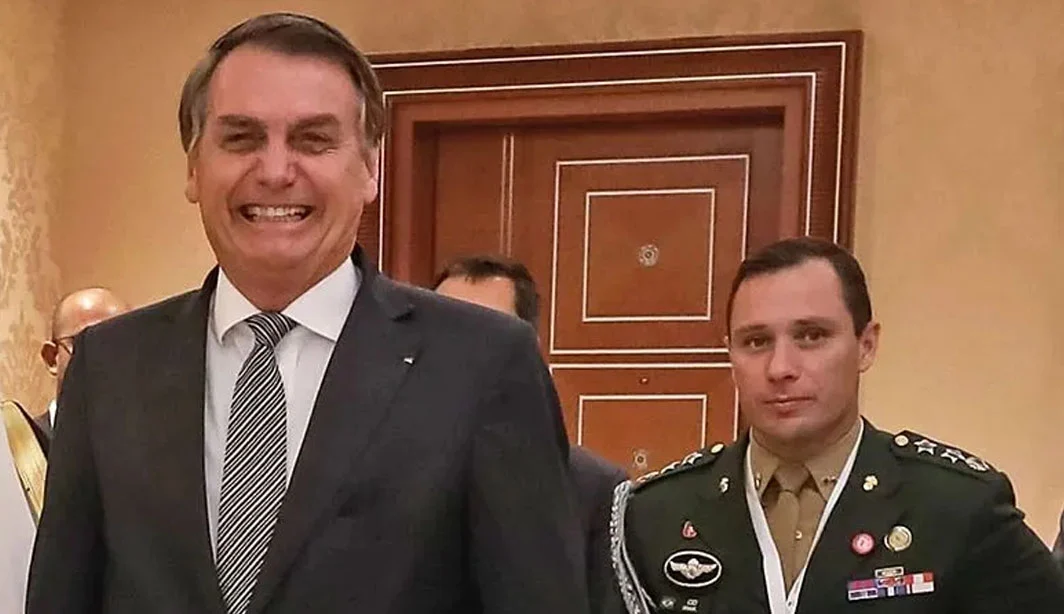 Jair Bolsonaro pode preparar as malas para uma boa temporada na prisão
