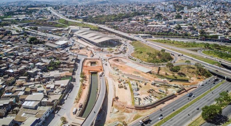 Alça de acesso do Anel Rodoviário no bairro São Gabriel