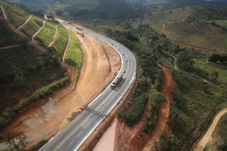 BR-381, entre Belo Horizonte e Governador Valadares