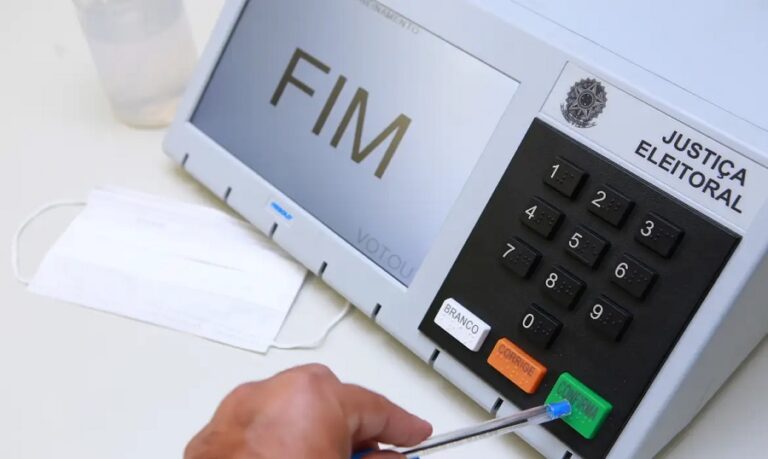 Imagem da urna eletrônica