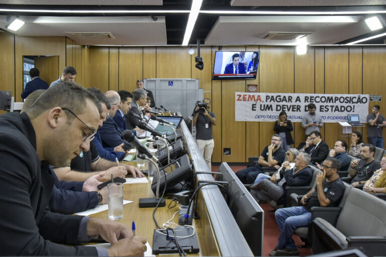 Governo ainda articula estratégia para acalmar ânimos com militares e se aproximar com o PL. Foto: Divulgação/ALMG