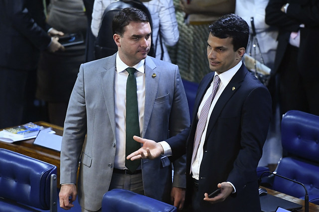 Flávio Bolsonaro e Irajá no Senado