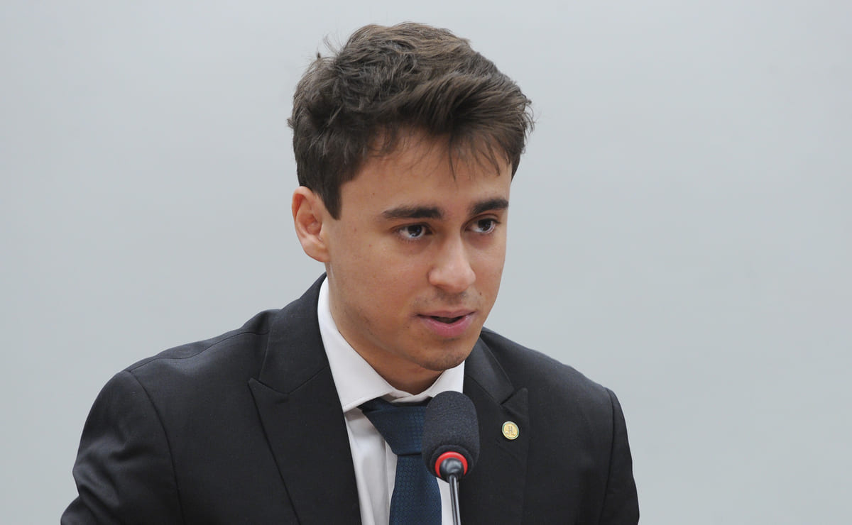 NIkolas Ferreira na Comissão de Educação em 2024
