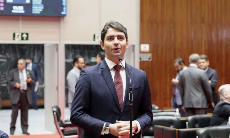 O deputado Cássio Soares