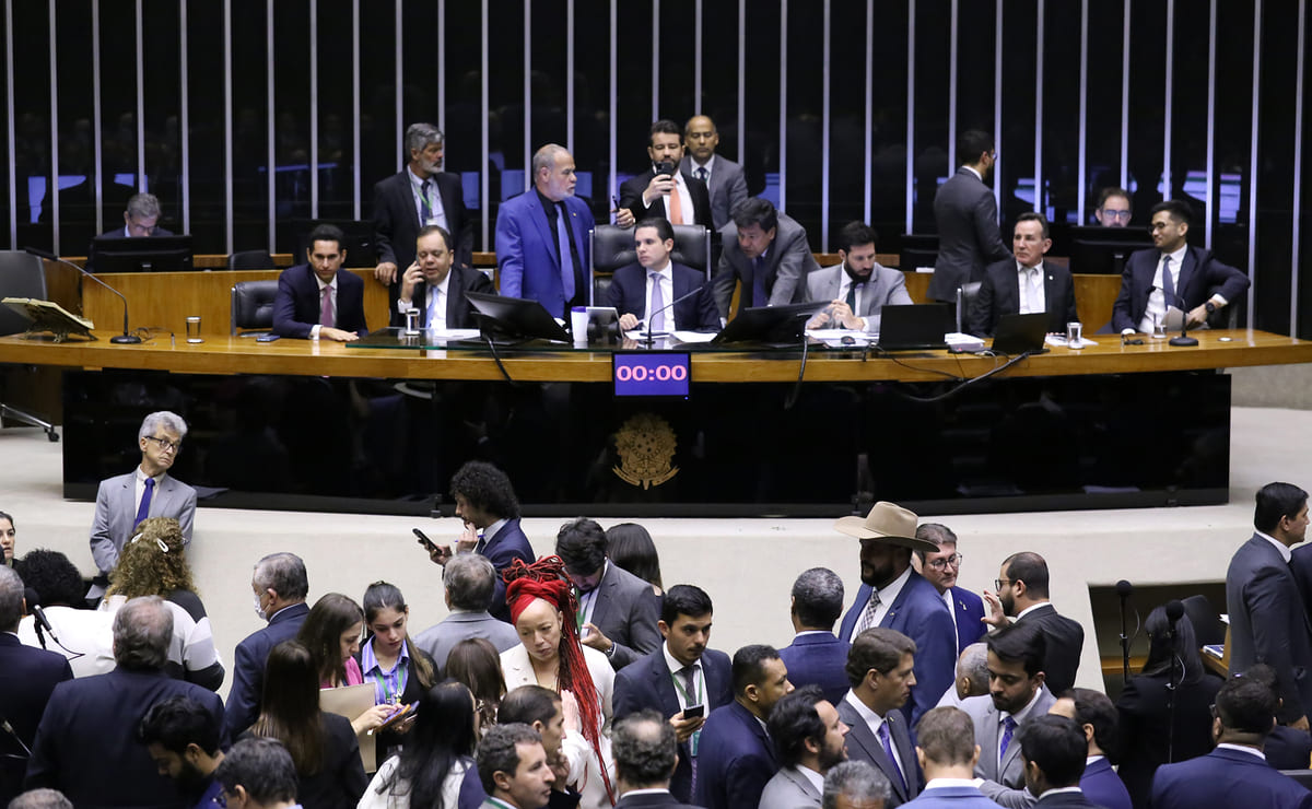 Plenário da Câmara em 8 de outubro de 2025