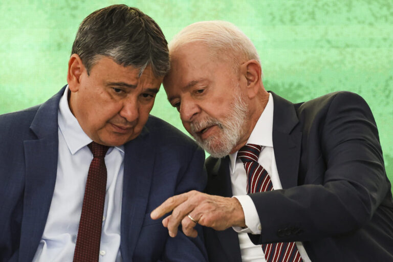 Wellington Dias e Lula