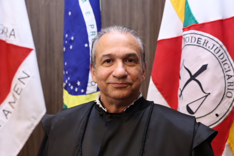 Na foto, o desembargador Magid Nauef Láuar.