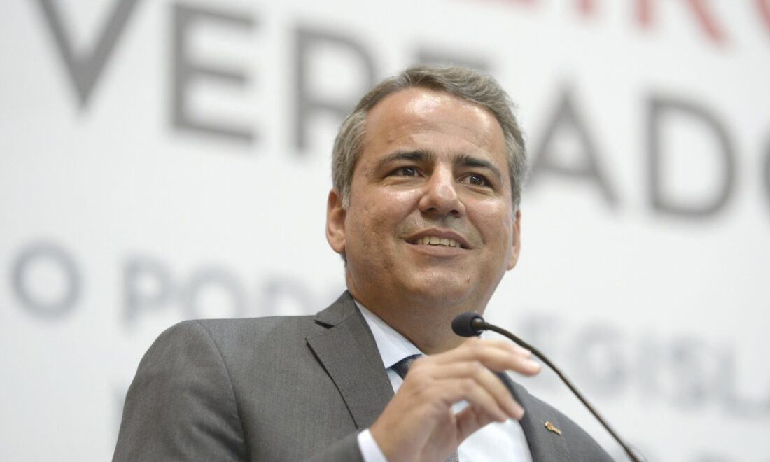 julvan lacerda